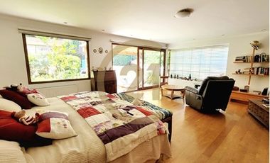 CASA CONDOMINIO, 4 DORM. SUITE, SERV, MARÍA MONVEL