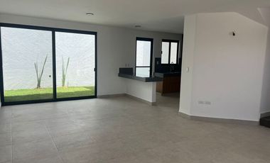 Casas en PREVENTA en privada 3 y 4 recamaras