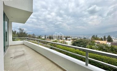 DEPARTAMENTO DUPLEX DE ARRIENDO EN CUMBAYA