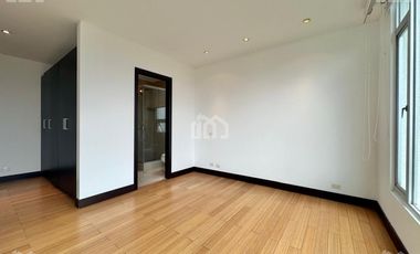 DEPARTAMENTO DUPLEX DE ARRIENDO EN CUMBAYA