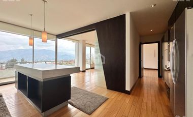 DEPARTAMENTO DUPLEX DE ARRIENDO EN CUMBAYA