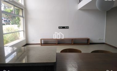 RENTO CASA LOFT EN TANDA