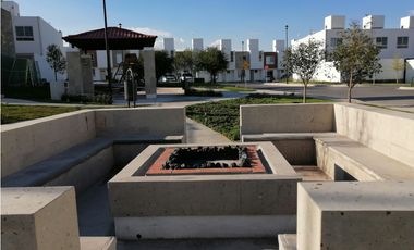 CASA EN VENTA EN CIUDAD MESETA QUERETARO GAA