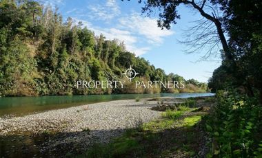 Gran casa a orillas de Río Toltén