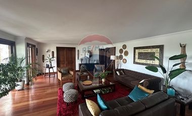 Espectacular Departamento en Av. Santa Maria