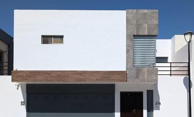CASA EN VENTA SECTOR VIÑEDOS