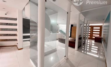 Oficina en Venta en Americo Vespucio con Recoleta