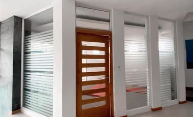 Oficina en Venta en Americo Vespucio con Recoleta