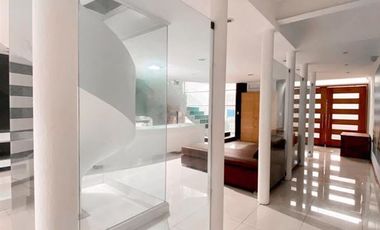 Oficina en Venta en Americo Vespucio con Recoleta