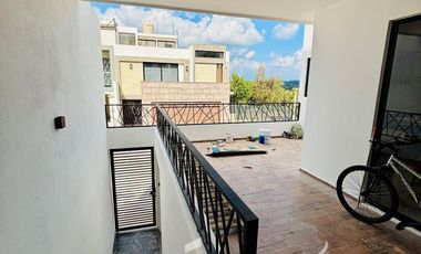Casa totalmente nueva con doble frente en venta - Fracc. Las palomas