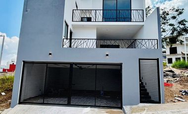 Casa totalmente nueva con doble frente en venta - Fracc. Las palomas