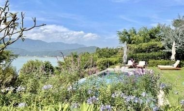 VALLE DE BRAVO, LA PEÑA,  VENTA CASA AMUEBLADA EN CONDOMINIO
