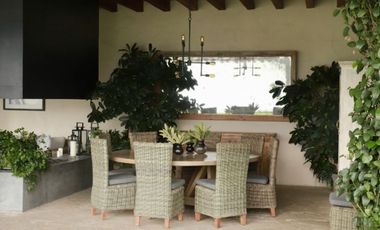 VALLE DE BRAVO, LA PEÑA,  VENTA CASA AMUEBLADA EN CONDOMINIO