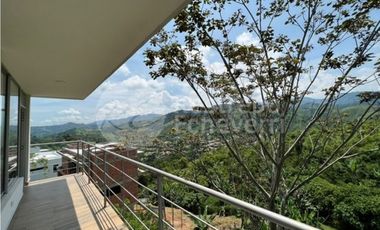 Casa en arriendo en conjunto, zona San Bernardo del Viento, Manizales