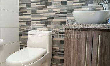 Casa en arriendo en conjunto, zona San Bernardo del Viento, Manizales