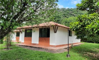 CASA CAMPESTRE EN VENTA O ARRIENDO EN VANGUARDIA Villavicencio