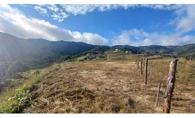 Venta de Lote en Guatapé, Antioquia | Vista al embalse.