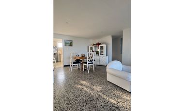 SE VENDE APARTAMENTO EN EL VIEJO PRADO