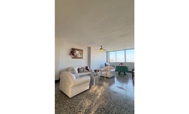 SE VENDE APARTAMENTO EN EL VIEJO PRADO