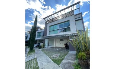 Alquiler Casa Amoblada Sector  San Lucas El Poblado