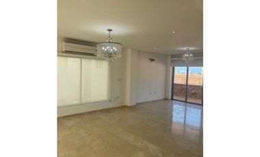 Casa en arriendo en conjunto cerrado en el Rodadero