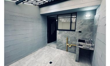 Se vende hermosa casa en paseo real