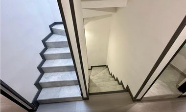 Se vende hermosa casa en paseo real