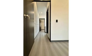 Se vende hermosa casa en paseo real