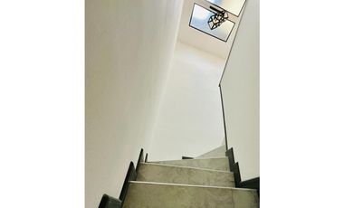 Se vende hermosa casa en paseo real