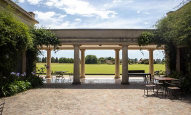 Amplio terreno en Santa María Polo Club