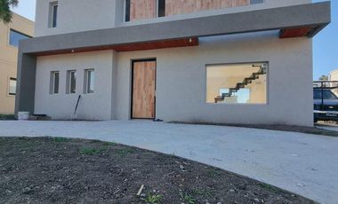 Casa en venta en Pilar del Este, San Ramon