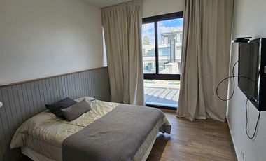 Casa en Círculo Hebreo