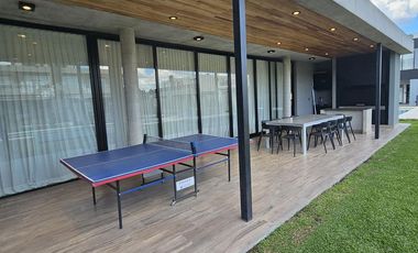 Casa en Círculo Hebreo