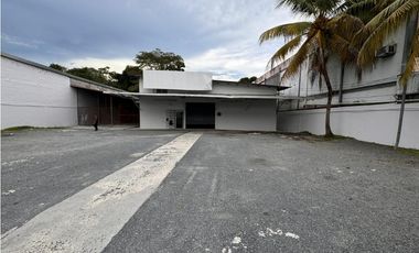 ALQUILER PROPIEDAD COMERCIAL 24 DICIEMBRE 2014M2 KAF