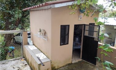 VENDO CASA LAS GUIAS OCCIDENTE FRENTE ENTRADA SEA CLIFF