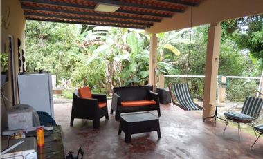 VENDO CASA LAS GUIAS OCCIDENTE FRENTE ENTRADA SEA CLIFF