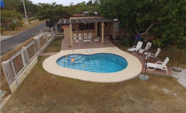 VENDO CASA LAS GUIAS OCCIDENTE FRENTE ENTRADA SEA CLIFF