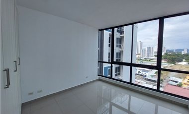 Vendo Apartamento en PH Canvas Tower