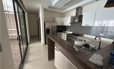 VENTA CASA RIVER VALLEY