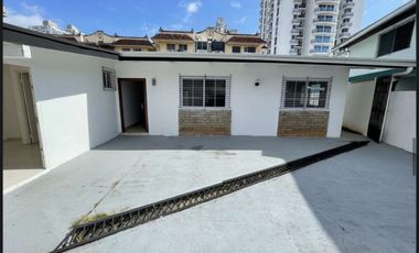 Vendo Amplia Casa en Hato Pintado