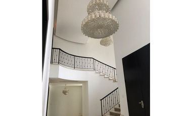 VENTA DE CASA EN COSTA DEL ESTE - PH PASEO DEL PARQUE