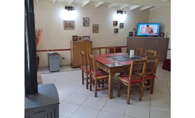 VENTA / CHALET 4 AMB Y QUINCHO /  LA CALETA  / MAR CHIQUITA