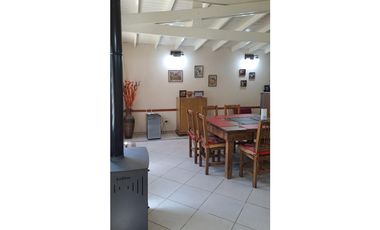 VENTA / CHALET 4 AMB Y QUINCHO /  LA CALETA  / MAR CHIQUITA