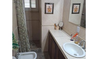 VENTA / CHALET 4 AMB Y QUINCHO /  LA CALETA  / MAR CHIQUITA