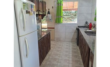 VENTA / CHALET 4 AMB Y QUINCHO /  LA CALETA  / MAR CHIQUITA