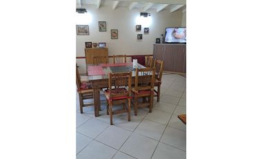 VENTA / CHALET 4 AMB Y QUINCHO /  LA CALETA  / MAR CHIQUITA