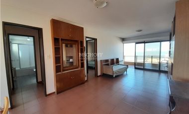 DEPARTAMENTO DE 3 AMBIENTES, CON VISTA AL MAR Y COCHERA