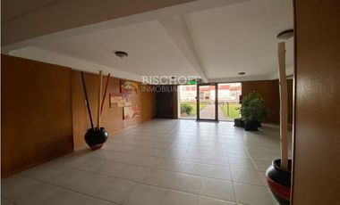 DEPARTAMENTO DE 3 AMBIENTES, CON VISTA AL MAR Y COCHERA