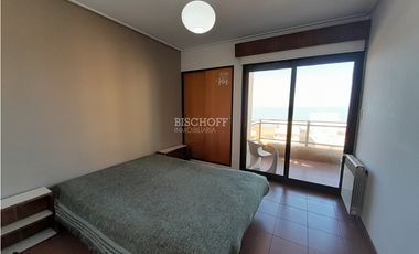 DEPARTAMENTO DE 3 AMBIENTES, CON VISTA AL MAR Y COCHERA