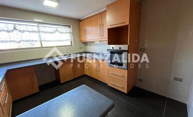 Casa en Arriendo en Martín de Salvatierra 765